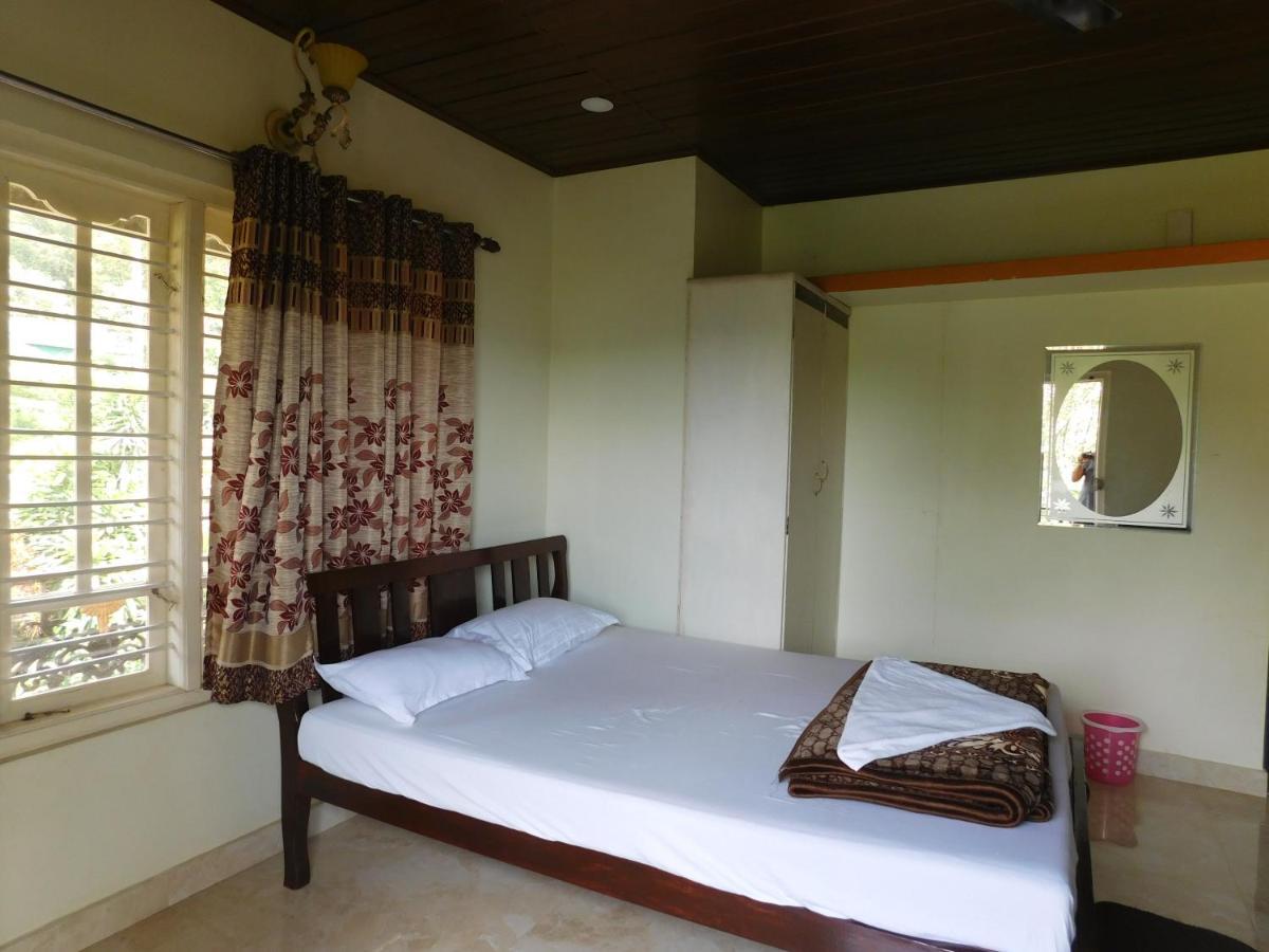 Cauvery Homestay Somvārpet Exteriör bild