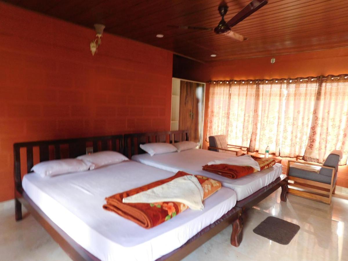 Cauvery Homestay Somvārpet Exteriör bild